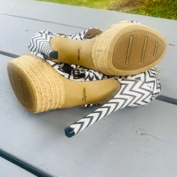 Zigi Soho Women's Black and White Sandals S/7 - Picture 14 of 16